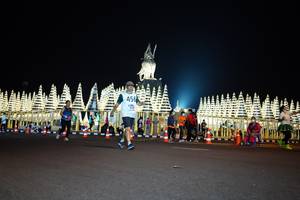 BIB: 456
                            <button type="button" onclick="openModal(17345474)" class="btn btn-primary btn-sm float-right btn-popup" data-toggle="modal" data-target=".modal-high-quality">
                        <i class="fas fa-shopping-cart"></i> Add to Cart
                    </button>
                                            <button type="button" onclick="isThisMe(17345474, true)" class="btn btn-success btn-sm float-right btn-popup btn-isme hidden" data-toggle="tooltip" data-placement="bottom" title="นี่คือรูปของคุณใช่ไหม คลิกที่นี่เพื่อเอาเข้าอัลบั้ม">
                        <i class="fas fa-plus"></i> Add to album
                    </button>
                    <button type="button" onclick="isThisMe(17345474, false)" class="btn btn-warning btn-sm float-right btn-popup btn-isnotme hidden">
                        <i class="fas fa-ban"></i> Remove from album
                    </button>