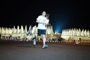 BIB: 42105
                            <button type="button" onclick="openModal(17348632)" class="btn btn-primary btn-sm float-right btn-popup" data-toggle="modal" data-target=".modal-high-quality">
                        <i class="fas fa-shopping-cart"></i> Add to Cart
                    </button>
                                            <button type="button" onclick="isThisMe(17348632, true)" class="btn btn-success btn-sm float-right btn-popup btn-isme hidden" data-toggle="tooltip" data-placement="bottom" title="นี่คือรูปของคุณใช่ไหม คลิกที่นี่เพื่อเอาเข้าอัลบั้ม">
                        <i class="fas fa-plus"></i> Add to album
                    </button>
                    <button type="button" onclick="isThisMe(17348632, false)" class="btn btn-warning btn-sm float-right btn-popup btn-isnotme hidden">
                        <i class="fas fa-ban"></i> Remove from album
                    </button>