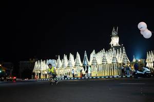 BIB: 
                            <button type="button" onclick="openModal(17367381)" class="btn btn-primary btn-sm float-right btn-popup" data-toggle="modal" data-target=".modal-high-quality">
                        <i class="fas fa-shopping-cart"></i> Add to Cart
                    </button>
                                            <button type="button" onclick="isThisMe(17367381, true)" class="btn btn-success btn-sm float-right btn-popup btn-isme hidden" data-toggle="tooltip" data-placement="bottom" title="นี่คือรูปของคุณใช่ไหม คลิกที่นี่เพื่อเอาเข้าอัลบั้ม">
                        <i class="fas fa-plus"></i> Add to album
                    </button>
                    <button type="button" onclick="isThisMe(17367381, false)" class="btn btn-warning btn-sm float-right btn-popup btn-isnotme hidden">
                        <i class="fas fa-ban"></i> Remove from album
                    </button>