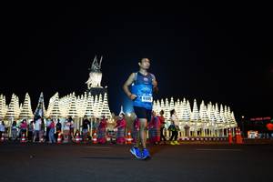 BIB: 41205
                            <button type="button" onclick="openModal(17309771)" class="btn btn-primary btn-sm float-right btn-popup" data-toggle="modal" data-target=".modal-high-quality">
                        <i class="fas fa-shopping-cart"></i> Add to Cart
                    </button>
                                            <button type="button" onclick="isThisMe(17309771, true)" class="btn btn-success btn-sm float-right btn-popup btn-isme hidden" data-toggle="tooltip" data-placement="bottom" title="นี่คือรูปของคุณใช่ไหม คลิกที่นี่เพื่อเอาเข้าอัลบั้ม">
                        <i class="fas fa-plus"></i> Add to album
                    </button>
                    <button type="button" onclick="isThisMe(17309771, false)" class="btn btn-warning btn-sm float-right btn-popup btn-isnotme hidden">
                        <i class="fas fa-ban"></i> Remove from album
                    </button>