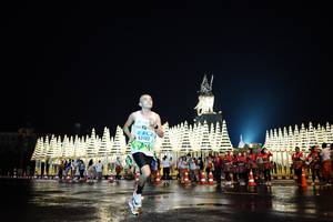 BIB: 62402
                            <button type="button" onclick="openModal(16395612)" class="btn btn-primary btn-sm float-right btn-popup" data-toggle="modal" data-target=".modal-high-quality">
                        <i class="fas fa-shopping-cart"></i> Add to Cart
                    </button>
                                            <button type="button" onclick="isThisMe(16395612, true)" class="btn btn-success btn-sm float-right btn-popup btn-isme hidden" data-toggle="tooltip" data-placement="bottom" title="นี่คือรูปของคุณใช่ไหม คลิกที่นี่เพื่อเอาเข้าอัลบั้ม">
                        <i class="fas fa-plus"></i> Add to album
                    </button>
                    <button type="button" onclick="isThisMe(16395612, false)" class="btn btn-warning btn-sm float-right btn-popup btn-isnotme hidden">
                        <i class="fas fa-ban"></i> Remove from album
                    </button>