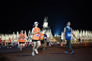 BIB: 2644, 132, 272
                            <button type="button" onclick="openModal(17070550)" class="btn btn-primary btn-sm float-right btn-popup" data-toggle="modal" data-target=".modal-high-quality">
                        <i class="fas fa-shopping-cart"></i> Add to Cart
                    </button>
                                            <button type="button" onclick="isThisMe(17070550, true)" class="btn btn-success btn-sm float-right btn-popup btn-isme hidden" data-toggle="tooltip" data-placement="bottom" title="นี่คือรูปของคุณใช่ไหม คลิกที่นี่เพื่อเอาเข้าอัลบั้ม">
                        <i class="fas fa-plus"></i> Add to album
                    </button>
                    <button type="button" onclick="isThisMe(17070550, false)" class="btn btn-warning btn-sm float-right btn-popup btn-isnotme hidden">
                        <i class="fas fa-ban"></i> Remove from album
                    </button>