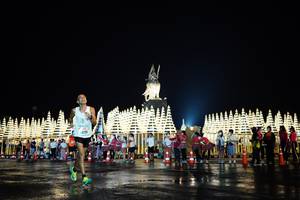 BIB: 0291
                            <button type="button" onclick="openModal(16851737)" class="btn btn-primary btn-sm float-right btn-popup" data-toggle="modal" data-target=".modal-high-quality">
                        <i class="fas fa-shopping-cart"></i> Add to Cart
                    </button>
                                            <button type="button" onclick="isThisMe(16851737, true)" class="btn btn-success btn-sm float-right btn-popup btn-isme hidden" data-toggle="tooltip" data-placement="bottom" title="นี่คือรูปของคุณใช่ไหม คลิกที่นี่เพื่อเอาเข้าอัลบั้ม">
                        <i class="fas fa-plus"></i> Add to album
                    </button>
                    <button type="button" onclick="isThisMe(16851737, false)" class="btn btn-warning btn-sm float-right btn-popup btn-isnotme hidden">
                        <i class="fas fa-ban"></i> Remove from album
                    </button>