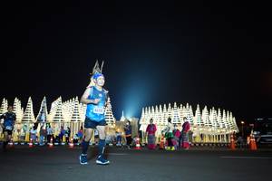 BIB: 40304
                            <button type="button" onclick="openModal(17334081)" class="btn btn-primary btn-sm float-right btn-popup" data-toggle="modal" data-target=".modal-high-quality">
                        <i class="fas fa-shopping-cart"></i> Add to Cart
                    </button>
                                            <button type="button" onclick="isThisMe(17334081, true)" class="btn btn-success btn-sm float-right btn-popup btn-isme hidden" data-toggle="tooltip" data-placement="bottom" title="นี่คือรูปของคุณใช่ไหม คลิกที่นี่เพื่อเอาเข้าอัลบั้ม">
                        <i class="fas fa-plus"></i> Add to album
                    </button>
                    <button type="button" onclick="isThisMe(17334081, false)" class="btn btn-warning btn-sm float-right btn-popup btn-isnotme hidden">
                        <i class="fas fa-ban"></i> Remove from album
                    </button>