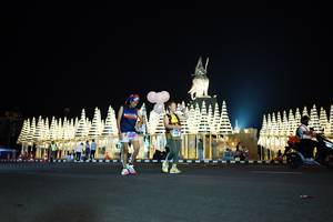 BIB: 2453
                            <button type="button" onclick="openModal(17366495)" class="btn btn-primary btn-sm float-right btn-popup" data-toggle="modal" data-target=".modal-high-quality">
                        <i class="fas fa-shopping-cart"></i> Add to Cart
                    </button>
                                            <button type="button" onclick="isThisMe(17366495, true)" class="btn btn-success btn-sm float-right btn-popup btn-isme hidden" data-toggle="tooltip" data-placement="bottom" title="นี่คือรูปของคุณใช่ไหม คลิกที่นี่เพื่อเอาเข้าอัลบั้ม">
                        <i class="fas fa-plus"></i> Add to album
                    </button>
                    <button type="button" onclick="isThisMe(17366495, false)" class="btn btn-warning btn-sm float-right btn-popup btn-isnotme hidden">
                        <i class="fas fa-ban"></i> Remove from album
                    </button>