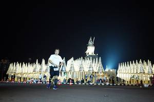 BIB: 
                            <button type="button" onclick="openModal(17352986)" class="btn btn-primary btn-sm float-right btn-popup" data-toggle="modal" data-target=".modal-high-quality">
                        <i class="fas fa-shopping-cart"></i> Add to Cart
                    </button>
                                            <button type="button" onclick="isThisMe(17352986, true)" class="btn btn-success btn-sm float-right btn-popup btn-isme hidden" data-toggle="tooltip" data-placement="bottom" title="นี่คือรูปของคุณใช่ไหม คลิกที่นี่เพื่อเอาเข้าอัลบั้ม">
                        <i class="fas fa-plus"></i> Add to album
                    </button>
                    <button type="button" onclick="isThisMe(17352986, false)" class="btn btn-warning btn-sm float-right btn-popup btn-isnotme hidden">
                        <i class="fas fa-ban"></i> Remove from album
                    </button>