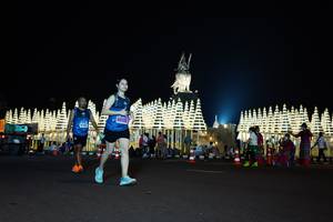 BIB: 4552
                            <button type="button" onclick="openModal(17326219)" class="btn btn-primary btn-sm float-right btn-popup" data-toggle="modal" data-target=".modal-high-quality">
                        <i class="fas fa-shopping-cart"></i> Add to Cart
                    </button>
                                            <button type="button" onclick="isThisMe(17326219, true)" class="btn btn-success btn-sm float-right btn-popup btn-isme hidden" data-toggle="tooltip" data-placement="bottom" title="นี่คือรูปของคุณใช่ไหม คลิกที่นี่เพื่อเอาเข้าอัลบั้ม">
                        <i class="fas fa-plus"></i> Add to album
                    </button>
                    <button type="button" onclick="isThisMe(17326219, false)" class="btn btn-warning btn-sm float-right btn-popup btn-isnotme hidden">
                        <i class="fas fa-ban"></i> Remove from album
                    </button>