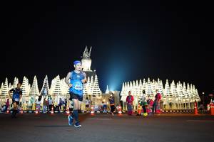 BIB: 40305
                            <button type="button" onclick="openModal(17334016)" class="btn btn-primary btn-sm float-right btn-popup" data-toggle="modal" data-target=".modal-high-quality">
                        <i class="fas fa-shopping-cart"></i> Add to Cart
                    </button>
                                            <button type="button" onclick="isThisMe(17334016, true)" class="btn btn-success btn-sm float-right btn-popup btn-isme hidden" data-toggle="tooltip" data-placement="bottom" title="นี่คือรูปของคุณใช่ไหม คลิกที่นี่เพื่อเอาเข้าอัลบั้ม">
                        <i class="fas fa-plus"></i> Add to album
                    </button>
                    <button type="button" onclick="isThisMe(17334016, false)" class="btn btn-warning btn-sm float-right btn-popup btn-isnotme hidden">
                        <i class="fas fa-ban"></i> Remove from album
                    </button>