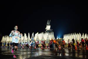 BIB: 0924
                            <button type="button" onclick="openModal(16432114)" class="btn btn-primary btn-sm float-right btn-popup" data-toggle="modal" data-target=".modal-high-quality">
                        <i class="fas fa-shopping-cart"></i> Add to Cart
                    </button>
                                            <button type="button" onclick="isThisMe(16432114, true)" class="btn btn-success btn-sm float-right btn-popup btn-isme hidden" data-toggle="tooltip" data-placement="bottom" title="นี่คือรูปของคุณใช่ไหม คลิกที่นี่เพื่อเอาเข้าอัลบั้ม">
                        <i class="fas fa-plus"></i> Add to album
                    </button>
                    <button type="button" onclick="isThisMe(16432114, false)" class="btn btn-warning btn-sm float-right btn-popup btn-isnotme hidden">
                        <i class="fas fa-ban"></i> Remove from album
                    </button>