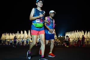 BIB: 40301
                            <button type="button" onclick="openModal(17327314)" class="btn btn-primary btn-sm float-right btn-popup" data-toggle="modal" data-target=".modal-high-quality">
                        <i class="fas fa-shopping-cart"></i> Add to Cart
                    </button>
                                            <button type="button" onclick="isThisMe(17327314, true)" class="btn btn-success btn-sm float-right btn-popup btn-isme hidden" data-toggle="tooltip" data-placement="bottom" title="นี่คือรูปของคุณใช่ไหม คลิกที่นี่เพื่อเอาเข้าอัลบั้ม">
                        <i class="fas fa-plus"></i> Add to album
                    </button>
                    <button type="button" onclick="isThisMe(17327314, false)" class="btn btn-warning btn-sm float-right btn-popup btn-isnotme hidden">
                        <i class="fas fa-ban"></i> Remove from album
                    </button>