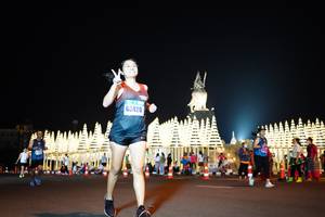 BIB: 63420
                            <button type="button" onclick="openModal(17329361)" class="btn btn-primary btn-sm float-right btn-popup" data-toggle="modal" data-target=".modal-high-quality">
                        <i class="fas fa-shopping-cart"></i> Add to Cart
                    </button>
                                            <button type="button" onclick="isThisMe(17329361, true)" class="btn btn-success btn-sm float-right btn-popup btn-isme hidden" data-toggle="tooltip" data-placement="bottom" title="นี่คือรูปของคุณใช่ไหม คลิกที่นี่เพื่อเอาเข้าอัลบั้ม">
                        <i class="fas fa-plus"></i> Add to album
                    </button>
                    <button type="button" onclick="isThisMe(17329361, false)" class="btn btn-warning btn-sm float-right btn-popup btn-isnotme hidden">
                        <i class="fas fa-ban"></i> Remove from album
                    </button>