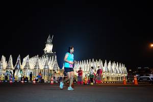 BIB: 
                            <button type="button" onclick="openModal(17334595)" class="btn btn-primary btn-sm float-right btn-popup" data-toggle="modal" data-target=".modal-high-quality">
                        <i class="fas fa-shopping-cart"></i> Add to Cart
                    </button>
                                            <button type="button" onclick="isThisMe(17334595, true)" class="btn btn-success btn-sm float-right btn-popup btn-isme hidden" data-toggle="tooltip" data-placement="bottom" title="นี่คือรูปของคุณใช่ไหม คลิกที่นี่เพื่อเอาเข้าอัลบั้ม">
                        <i class="fas fa-plus"></i> Add to album
                    </button>
                    <button type="button" onclick="isThisMe(17334595, false)" class="btn btn-warning btn-sm float-right btn-popup btn-isnotme hidden">
                        <i class="fas fa-ban"></i> Remove from album
                    </button>