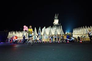 BIB: 
                            <button type="button" onclick="openModal(17368058)" class="btn btn-primary btn-sm float-right btn-popup" data-toggle="modal" data-target=".modal-high-quality">
                        <i class="fas fa-shopping-cart"></i> Add to Cart
                    </button>
                                            <button type="button" onclick="isThisMe(17368058, true)" class="btn btn-success btn-sm float-right btn-popup btn-isme hidden" data-toggle="tooltip" data-placement="bottom" title="นี่คือรูปของคุณใช่ไหม คลิกที่นี่เพื่อเอาเข้าอัลบั้ม">
                        <i class="fas fa-plus"></i> Add to album
                    </button>
                    <button type="button" onclick="isThisMe(17368058, false)" class="btn btn-warning btn-sm float-right btn-popup btn-isnotme hidden">
                        <i class="fas fa-ban"></i> Remove from album
                    </button>