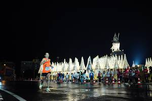 BIB: 
                            <button type="button" onclick="openModal(16400927)" class="btn btn-primary btn-sm float-right btn-popup" data-toggle="modal" data-target=".modal-high-quality">
                        <i class="fas fa-shopping-cart"></i> Add to Cart
                    </button>
                                            <button type="button" onclick="isThisMe(16400927, true)" class="btn btn-success btn-sm float-right btn-popup btn-isme hidden" data-toggle="tooltip" data-placement="bottom" title="นี่คือรูปของคุณใช่ไหม คลิกที่นี่เพื่อเอาเข้าอัลบั้ม">
                        <i class="fas fa-plus"></i> Add to album
                    </button>
                    <button type="button" onclick="isThisMe(16400927, false)" class="btn btn-warning btn-sm float-right btn-popup btn-isnotme hidden">
                        <i class="fas fa-ban"></i> Remove from album
                    </button>