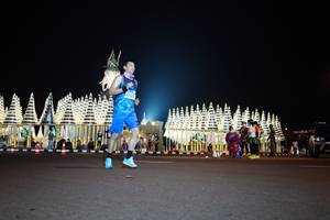 BIB: 426
                            <button type="button" onclick="openModal(17352119)" class="btn btn-primary btn-sm float-right btn-popup" data-toggle="modal" data-target=".modal-high-quality">
                        <i class="fas fa-shopping-cart"></i> Add to Cart
                    </button>
                                            <button type="button" onclick="isThisMe(17352119, true)" class="btn btn-success btn-sm float-right btn-popup btn-isme hidden" data-toggle="tooltip" data-placement="bottom" title="นี่คือรูปของคุณใช่ไหม คลิกที่นี่เพื่อเอาเข้าอัลบั้ม">
                        <i class="fas fa-plus"></i> Add to album
                    </button>
                    <button type="button" onclick="isThisMe(17352119, false)" class="btn btn-warning btn-sm float-right btn-popup btn-isnotme hidden">
                        <i class="fas fa-ban"></i> Remove from album
                    </button>