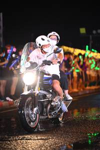 BIB: 
                            <button type="button" onclick="openModal(16345154)" class="btn btn-primary btn-sm float-right btn-popup" data-toggle="modal" data-target=".modal-high-quality">
                        <i class="fas fa-shopping-cart"></i> Add to Cart
                    </button>
                                            <button type="button" onclick="isThisMe(16345154, true)" class="btn btn-success btn-sm float-right btn-popup btn-isme hidden" data-toggle="tooltip" data-placement="bottom" title="นี่คือรูปของคุณใช่ไหม คลิกที่นี่เพื่อเอาเข้าอัลบั้ม">
                        <i class="fas fa-plus"></i> Add to album
                    </button>
                    <button type="button" onclick="isThisMe(16345154, false)" class="btn btn-warning btn-sm float-right btn-popup btn-isnotme hidden">
                        <i class="fas fa-ban"></i> Remove from album
                    </button>