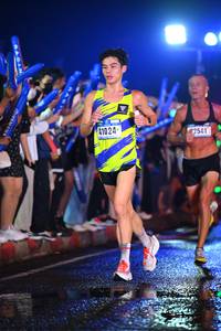 BIB: 2541
                            <button type="button" onclick="openModal(16359938)" class="btn btn-primary btn-sm float-right btn-popup" data-toggle="modal" data-target=".modal-high-quality">
                        <i class="fas fa-shopping-cart"></i> Add to Cart
                    </button>
                                            <button type="button" onclick="isThisMe(16359938, true)" class="btn btn-success btn-sm float-right btn-popup btn-isme hidden" data-toggle="tooltip" data-placement="bottom" title="นี่คือรูปของคุณใช่ไหม คลิกที่นี่เพื่อเอาเข้าอัลบั้ม">
                        <i class="fas fa-plus"></i> Add to album
                    </button>
                    <button type="button" onclick="isThisMe(16359938, false)" class="btn btn-warning btn-sm float-right btn-popup btn-isnotme hidden">
                        <i class="fas fa-ban"></i> Remove from album
                    </button>