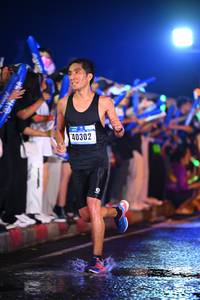 BIB: 40302
                            <button type="button" onclick="openModal(16416784)" class="btn btn-primary btn-sm float-right btn-popup" data-toggle="modal" data-target=".modal-high-quality">
                        <i class="fas fa-shopping-cart"></i> Add to Cart
                    </button>
                                            <button type="button" onclick="isThisMe(16416784, true)" class="btn btn-success btn-sm float-right btn-popup btn-isme hidden" data-toggle="tooltip" data-placement="bottom" title="นี่คือรูปของคุณใช่ไหม คลิกที่นี่เพื่อเอาเข้าอัลบั้ม">
                        <i class="fas fa-plus"></i> Add to album
                    </button>
                    <button type="button" onclick="isThisMe(16416784, false)" class="btn btn-warning btn-sm float-right btn-popup btn-isnotme hidden">
                        <i class="fas fa-ban"></i> Remove from album
                    </button>