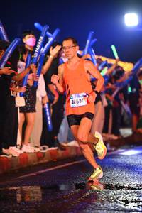 BIB: 40591
                            <button type="button" onclick="openModal(16353572)" class="btn btn-primary btn-sm float-right btn-popup" data-toggle="modal" data-target=".modal-high-quality">
                        <i class="fas fa-shopping-cart"></i> Add to Cart
                    </button>
                                            <button type="button" onclick="isThisMe(16353572, true)" class="btn btn-success btn-sm float-right btn-popup btn-isme hidden" data-toggle="tooltip" data-placement="bottom" title="นี่คือรูปของคุณใช่ไหม คลิกที่นี่เพื่อเอาเข้าอัลบั้ม">
                        <i class="fas fa-plus"></i> Add to album
                    </button>
                    <button type="button" onclick="isThisMe(16353572, false)" class="btn btn-warning btn-sm float-right btn-popup btn-isnotme hidden">
                        <i class="fas fa-ban"></i> Remove from album
                    </button>