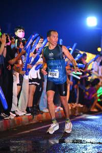 BIB: 41534
                            <button type="button" onclick="openModal(16393234)" class="btn btn-primary btn-sm float-right btn-popup" data-toggle="modal" data-target=".modal-high-quality">
                        <i class="fas fa-shopping-cart"></i> Add to Cart
                    </button>
                                            <button type="button" onclick="isThisMe(16393234, true)" class="btn btn-success btn-sm float-right btn-popup btn-isme hidden" data-toggle="tooltip" data-placement="bottom" title="นี่คือรูปของคุณใช่ไหม คลิกที่นี่เพื่อเอาเข้าอัลบั้ม">
                        <i class="fas fa-plus"></i> Add to album
                    </button>
                    <button type="button" onclick="isThisMe(16393234, false)" class="btn btn-warning btn-sm float-right btn-popup btn-isnotme hidden">
                        <i class="fas fa-ban"></i> Remove from album
                    </button>