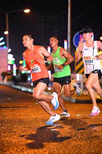 BIB: 20452, 62204
                            <button type="button" onclick="openModal(16368090)" class="btn btn-primary btn-sm float-right btn-popup" data-toggle="modal" data-target=".modal-high-quality">
                        <i class="fas fa-shopping-cart"></i> Add to Cart
                    </button>
                                            <button type="button" onclick="isThisMe(16368090, true)" class="btn btn-success btn-sm float-right btn-popup btn-isme hidden" data-toggle="tooltip" data-placement="bottom" title="นี่คือรูปของคุณใช่ไหม คลิกที่นี่เพื่อเอาเข้าอัลบั้ม">
                        <i class="fas fa-plus"></i> Add to album
                    </button>
                    <button type="button" onclick="isThisMe(16368090, false)" class="btn btn-warning btn-sm float-right btn-popup btn-isnotme hidden">
                        <i class="fas fa-ban"></i> Remove from album
                    </button>