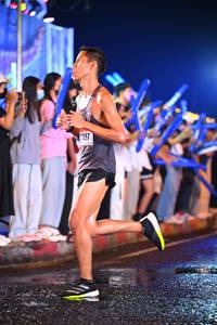 BIB: 197
                            <button type="button" onclick="openModal(16417532)" class="btn btn-primary btn-sm float-right btn-popup" data-toggle="modal" data-target=".modal-high-quality">
                        <i class="fas fa-shopping-cart"></i> Add to Cart
                    </button>
                                            <button type="button" onclick="isThisMe(16417532, true)" class="btn btn-success btn-sm float-right btn-popup btn-isme hidden" data-toggle="tooltip" data-placement="bottom" title="นี่คือรูปของคุณใช่ไหม คลิกที่นี่เพื่อเอาเข้าอัลบั้ม">
                        <i class="fas fa-plus"></i> Add to album
                    </button>
                    <button type="button" onclick="isThisMe(16417532, false)" class="btn btn-warning btn-sm float-right btn-popup btn-isnotme hidden">
                        <i class="fas fa-ban"></i> Remove from album
                    </button>