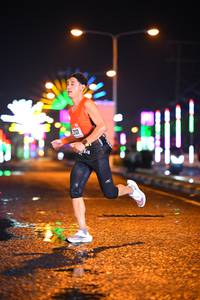 BIB: 201
                            <button type="button" onclick="openModal(16405018)" class="btn btn-primary btn-sm float-right btn-popup" data-toggle="modal" data-target=".modal-high-quality">
                        <i class="fas fa-shopping-cart"></i> Add to Cart
                    </button>
                                            <button type="button" onclick="isThisMe(16405018, true)" class="btn btn-success btn-sm float-right btn-popup btn-isme hidden" data-toggle="tooltip" data-placement="bottom" title="นี่คือรูปของคุณใช่ไหม คลิกที่นี่เพื่อเอาเข้าอัลบั้ม">
                        <i class="fas fa-plus"></i> Add to album
                    </button>
                    <button type="button" onclick="isThisMe(16405018, false)" class="btn btn-warning btn-sm float-right btn-popup btn-isnotme hidden">
                        <i class="fas fa-ban"></i> Remove from album
                    </button>