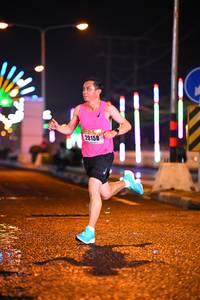 BIB: 20158
                            <button type="button" onclick="openModal(16393899)" class="btn btn-primary btn-sm float-right btn-popup" data-toggle="modal" data-target=".modal-high-quality">
                        <i class="fas fa-shopping-cart"></i> Add to Cart
                    </button>
                                            <button type="button" onclick="isThisMe(16393899, true)" class="btn btn-success btn-sm float-right btn-popup btn-isme hidden" data-toggle="tooltip" data-placement="bottom" title="นี่คือรูปของคุณใช่ไหม คลิกที่นี่เพื่อเอาเข้าอัลบั้ม">
                        <i class="fas fa-plus"></i> Add to album
                    </button>
                    <button type="button" onclick="isThisMe(16393899, false)" class="btn btn-warning btn-sm float-right btn-popup btn-isnotme hidden">
                        <i class="fas fa-ban"></i> Remove from album
                    </button>