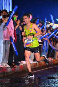 BIB: 40714
                            <button type="button" onclick="openModal(16375803)" class="btn btn-primary btn-sm float-right btn-popup" data-toggle="modal" data-target=".modal-high-quality">
                        <i class="fas fa-shopping-cart"></i> Add to Cart
                    </button>
                                            <button type="button" onclick="isThisMe(16375803, true)" class="btn btn-success btn-sm float-right btn-popup btn-isme hidden" data-toggle="tooltip" data-placement="bottom" title="นี่คือรูปของคุณใช่ไหม คลิกที่นี่เพื่อเอาเข้าอัลบั้ม">
                        <i class="fas fa-plus"></i> Add to album
                    </button>
                    <button type="button" onclick="isThisMe(16375803, false)" class="btn btn-warning btn-sm float-right btn-popup btn-isnotme hidden">
                        <i class="fas fa-ban"></i> Remove from album
                    </button>