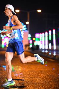 BIB: 185
                            <button type="button" onclick="openModal(16382691)" class="btn btn-primary btn-sm float-right btn-popup" data-toggle="modal" data-target=".modal-high-quality">
                        <i class="fas fa-shopping-cart"></i> Add to Cart
                    </button>
                                            <button type="button" onclick="isThisMe(16382691, true)" class="btn btn-success btn-sm float-right btn-popup btn-isme hidden" data-toggle="tooltip" data-placement="bottom" title="นี่คือรูปของคุณใช่ไหม คลิกที่นี่เพื่อเอาเข้าอัลบั้ม">
                        <i class="fas fa-plus"></i> Add to album
                    </button>
                    <button type="button" onclick="isThisMe(16382691, false)" class="btn btn-warning btn-sm float-right btn-popup btn-isnotme hidden">
                        <i class="fas fa-ban"></i> Remove from album
                    </button>