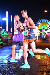 BIB: 687
                            <button type="button" onclick="openModal(16491024)" class="btn btn-primary btn-sm float-right btn-popup" data-toggle="modal" data-target=".modal-high-quality">
                        <i class="fas fa-shopping-cart"></i> Add to Cart
                    </button>
                                            <button type="button" onclick="isThisMe(16491024, true)" class="btn btn-success btn-sm float-right btn-popup btn-isme hidden" data-toggle="tooltip" data-placement="bottom" title="นี่คือรูปของคุณใช่ไหม คลิกที่นี่เพื่อเอาเข้าอัลบั้ม">
                        <i class="fas fa-plus"></i> Add to album
                    </button>
                    <button type="button" onclick="isThisMe(16491024, false)" class="btn btn-warning btn-sm float-right btn-popup btn-isnotme hidden">
                        <i class="fas fa-ban"></i> Remove from album
                    </button>