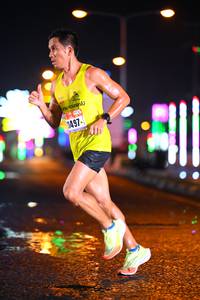 BIB: 1497
                            <button type="button" onclick="openModal(16413777)" class="btn btn-primary btn-sm float-right btn-popup" data-toggle="modal" data-target=".modal-high-quality">
                        <i class="fas fa-shopping-cart"></i> Add to Cart
                    </button>
                                            <button type="button" onclick="isThisMe(16413777, true)" class="btn btn-success btn-sm float-right btn-popup btn-isme hidden" data-toggle="tooltip" data-placement="bottom" title="นี่คือรูปของคุณใช่ไหม คลิกที่นี่เพื่อเอาเข้าอัลบั้ม">
                        <i class="fas fa-plus"></i> Add to album
                    </button>
                    <button type="button" onclick="isThisMe(16413777, false)" class="btn btn-warning btn-sm float-right btn-popup btn-isnotme hidden">
                        <i class="fas fa-ban"></i> Remove from album
                    </button>