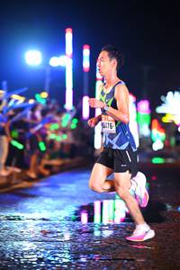 BIB: 0476
                            <button type="button" onclick="openModal(16397751)" class="btn btn-primary btn-sm float-right btn-popup" data-toggle="modal" data-target=".modal-high-quality">
                        <i class="fas fa-shopping-cart"></i> Add to Cart
                    </button>
                                            <button type="button" onclick="isThisMe(16397751, true)" class="btn btn-success btn-sm float-right btn-popup btn-isme hidden" data-toggle="tooltip" data-placement="bottom" title="นี่คือรูปของคุณใช่ไหม คลิกที่นี่เพื่อเอาเข้าอัลบั้ม">
                        <i class="fas fa-plus"></i> Add to album
                    </button>
                    <button type="button" onclick="isThisMe(16397751, false)" class="btn btn-warning btn-sm float-right btn-popup btn-isnotme hidden">
                        <i class="fas fa-ban"></i> Remove from album
                    </button>