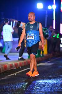 BIB: 42923
                            <button type="button" onclick="openModal(17448591)" class="btn btn-primary btn-sm float-right btn-popup" data-toggle="modal" data-target=".modal-high-quality">
                        <i class="fas fa-shopping-cart"></i> Add to Cart
                    </button>
                                            <button type="button" onclick="isThisMe(17448591, true)" class="btn btn-success btn-sm float-right btn-popup btn-isme hidden" data-toggle="tooltip" data-placement="bottom" title="นี่คือรูปของคุณใช่ไหม คลิกที่นี่เพื่อเอาเข้าอัลบั้ม">
                        <i class="fas fa-plus"></i> Add to album
                    </button>
                    <button type="button" onclick="isThisMe(17448591, false)" class="btn btn-warning btn-sm float-right btn-popup btn-isnotme hidden">
                        <i class="fas fa-ban"></i> Remove from album
                    </button>