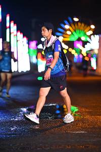 BIB: 130
                            <button type="button" onclick="openModal(17535300)" class="btn btn-primary btn-sm float-right btn-popup" data-toggle="modal" data-target=".modal-high-quality">
                        <i class="fas fa-shopping-cart"></i> Add to Cart
                    </button>
                                            <button type="button" onclick="isThisMe(17535300, true)" class="btn btn-success btn-sm float-right btn-popup btn-isme hidden" data-toggle="tooltip" data-placement="bottom" title="นี่คือรูปของคุณใช่ไหม คลิกที่นี่เพื่อเอาเข้าอัลบั้ม">
                        <i class="fas fa-plus"></i> Add to album
                    </button>
                    <button type="button" onclick="isThisMe(17535300, false)" class="btn btn-warning btn-sm float-right btn-popup btn-isnotme hidden">
                        <i class="fas fa-ban"></i> Remove from album
                    </button>