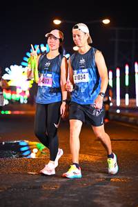 BIB: 513, 41054
                            <button type="button" onclick="openModal(17446715)" class="btn btn-primary btn-sm float-right btn-popup" data-toggle="modal" data-target=".modal-high-quality">
                        <i class="fas fa-shopping-cart"></i> Add to Cart
                    </button>
                                            <button type="button" onclick="isThisMe(17446715, true)" class="btn btn-success btn-sm float-right btn-popup btn-isme hidden" data-toggle="tooltip" data-placement="bottom" title="นี่คือรูปของคุณใช่ไหม คลิกที่นี่เพื่อเอาเข้าอัลบั้ม">
                        <i class="fas fa-plus"></i> Add to album
                    </button>
                    <button type="button" onclick="isThisMe(17446715, false)" class="btn btn-warning btn-sm float-right btn-popup btn-isnotme hidden">
                        <i class="fas fa-ban"></i> Remove from album
                    </button>