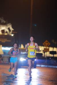 BIB: 40249
                            <button type="button" onclick="openModal(16099581)" class="btn btn-primary btn-sm float-right btn-popup" data-toggle="modal" data-target=".modal-high-quality">
                        <i class="fas fa-shopping-cart"></i> Add to Cart
                    </button>
                                            <button type="button" onclick="isThisMe(16099581, true)" class="btn btn-success btn-sm float-right btn-popup btn-isme hidden" data-toggle="tooltip" data-placement="bottom" title="นี่คือรูปของคุณใช่ไหม คลิกที่นี่เพื่อเอาเข้าอัลบั้ม">
                        <i class="fas fa-plus"></i> Add to album
                    </button>
                    <button type="button" onclick="isThisMe(16099581, false)" class="btn btn-warning btn-sm float-right btn-popup btn-isnotme hidden">
                        <i class="fas fa-ban"></i> Remove from album
                    </button>