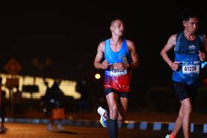 BIB: 200, 41226
                            <button type="button" onclick="openModal(16101965)" class="btn btn-primary btn-sm float-right btn-popup" data-toggle="modal" data-target=".modal-high-quality">
                        <i class="fas fa-shopping-cart"></i> Add to Cart
                    </button>
                                            <button type="button" onclick="isThisMe(16101965, true)" class="btn btn-success btn-sm float-right btn-popup btn-isme hidden" data-toggle="tooltip" data-placement="bottom" title="นี่คือรูปของคุณใช่ไหม คลิกที่นี่เพื่อเอาเข้าอัลบั้ม">
                        <i class="fas fa-plus"></i> Add to album
                    </button>
                    <button type="button" onclick="isThisMe(16101965, false)" class="btn btn-warning btn-sm float-right btn-popup btn-isnotme hidden">
                        <i class="fas fa-ban"></i> Remove from album
                    </button>