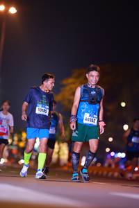 BIB: 0185, 40352
                            <button type="button" onclick="openModal(16502341)" class="btn btn-primary btn-sm float-right btn-popup" data-toggle="modal" data-target=".modal-high-quality">
                        <i class="fas fa-shopping-cart"></i> Add to Cart
                    </button>
                                            <button type="button" onclick="isThisMe(16502341, true)" class="btn btn-success btn-sm float-right btn-popup btn-isme hidden" data-toggle="tooltip" data-placement="bottom" title="นี่คือรูปของคุณใช่ไหม คลิกที่นี่เพื่อเอาเข้าอัลบั้ม">
                        <i class="fas fa-plus"></i> Add to album
                    </button>
                    <button type="button" onclick="isThisMe(16502341, false)" class="btn btn-warning btn-sm float-right btn-popup btn-isnotme hidden">
                        <i class="fas fa-ban"></i> Remove from album
                    </button>