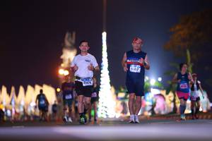 BIB: 417, 42476
                            <button type="button" onclick="openModal(16489022)" class="btn btn-primary btn-sm float-right btn-popup" data-toggle="modal" data-target=".modal-high-quality">
                        <i class="fas fa-shopping-cart"></i> Add to Cart
                    </button>
                                            <button type="button" onclick="isThisMe(16489022, true)" class="btn btn-success btn-sm float-right btn-popup btn-isme hidden" data-toggle="tooltip" data-placement="bottom" title="นี่คือรูปของคุณใช่ไหม คลิกที่นี่เพื่อเอาเข้าอัลบั้ม">
                        <i class="fas fa-plus"></i> Add to album
                    </button>
                    <button type="button" onclick="isThisMe(16489022, false)" class="btn btn-warning btn-sm float-right btn-popup btn-isnotme hidden">
                        <i class="fas fa-ban"></i> Remove from album
                    </button>