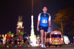 BIB: 207
                            <button type="button" onclick="openModal(16364612)" class="btn btn-primary btn-sm float-right btn-popup" data-toggle="modal" data-target=".modal-high-quality">
                        <i class="fas fa-shopping-cart"></i> Add to Cart
                    </button>
                                            <button type="button" onclick="isThisMe(16364612, true)" class="btn btn-success btn-sm float-right btn-popup btn-isme hidden" data-toggle="tooltip" data-placement="bottom" title="นี่คือรูปของคุณใช่ไหม คลิกที่นี่เพื่อเอาเข้าอัลบั้ม">
                        <i class="fas fa-plus"></i> Add to album
                    </button>
                    <button type="button" onclick="isThisMe(16364612, false)" class="btn btn-warning btn-sm float-right btn-popup btn-isnotme hidden">
                        <i class="fas fa-ban"></i> Remove from album
                    </button>