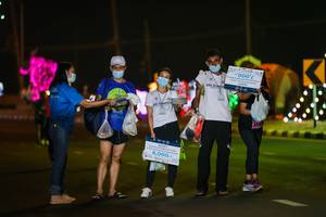 BIB: 000
                            <button type="button" onclick="openModal(18188250)" class="btn btn-primary btn-sm float-right btn-popup" data-toggle="modal" data-target=".modal-high-quality">
                        <i class="fas fa-shopping-cart"></i> Add to Cart
                    </button>
                                            <button type="button" onclick="isThisMe(18188250, true)" class="btn btn-success btn-sm float-right btn-popup btn-isme hidden" data-toggle="tooltip" data-placement="bottom" title="นี่คือรูปของคุณใช่ไหม คลิกที่นี่เพื่อเอาเข้าอัลบั้ม">
                        <i class="fas fa-plus"></i> Add to album
                    </button>
                    <button type="button" onclick="isThisMe(18188250, false)" class="btn btn-warning btn-sm float-right btn-popup btn-isnotme hidden">
                        <i class="fas fa-ban"></i> Remove from album
                    </button>