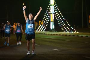 BIB: 41662
                            <button type="button" onclick="openModal(17570035)" class="btn btn-primary btn-sm float-right btn-popup" data-toggle="modal" data-target=".modal-high-quality">
                        <i class="fas fa-shopping-cart"></i> Add to Cart
                    </button>
                                            <button type="button" onclick="isThisMe(17570035, true)" class="btn btn-success btn-sm float-right btn-popup btn-isme hidden" data-toggle="tooltip" data-placement="bottom" title="นี่คือรูปของคุณใช่ไหม คลิกที่นี่เพื่อเอาเข้าอัลบั้ม">
                        <i class="fas fa-plus"></i> Add to album
                    </button>
                    <button type="button" onclick="isThisMe(17570035, false)" class="btn btn-warning btn-sm float-right btn-popup btn-isnotme hidden">
                        <i class="fas fa-ban"></i> Remove from album
                    </button>