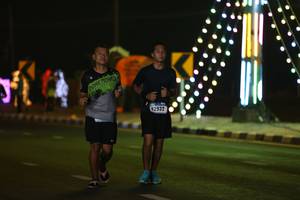 BIB: 42932
                            <button type="button" onclick="openModal(17568915)" class="btn btn-primary btn-sm float-right btn-popup" data-toggle="modal" data-target=".modal-high-quality">
                        <i class="fas fa-shopping-cart"></i> Add to Cart
                    </button>
                                            <button type="button" onclick="isThisMe(17568915, true)" class="btn btn-success btn-sm float-right btn-popup btn-isme hidden" data-toggle="tooltip" data-placement="bottom" title="นี่คือรูปของคุณใช่ไหม คลิกที่นี่เพื่อเอาเข้าอัลบั้ม">
                        <i class="fas fa-plus"></i> Add to album
                    </button>
                    <button type="button" onclick="isThisMe(17568915, false)" class="btn btn-warning btn-sm float-right btn-popup btn-isnotme hidden">
                        <i class="fas fa-ban"></i> Remove from album
                    </button>