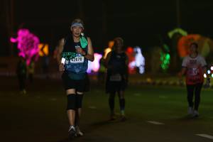 BIB: 2870
                            <button type="button" onclick="openModal(17570287)" class="btn btn-primary btn-sm float-right btn-popup" data-toggle="modal" data-target=".modal-high-quality">
                        <i class="fas fa-shopping-cart"></i> Add to Cart
                    </button>
                                            <button type="button" onclick="isThisMe(17570287, true)" class="btn btn-success btn-sm float-right btn-popup btn-isme hidden" data-toggle="tooltip" data-placement="bottom" title="นี่คือรูปของคุณใช่ไหม คลิกที่นี่เพื่อเอาเข้าอัลบั้ม">
                        <i class="fas fa-plus"></i> Add to album
                    </button>
                    <button type="button" onclick="isThisMe(17570287, false)" class="btn btn-warning btn-sm float-right btn-popup btn-isnotme hidden">
                        <i class="fas fa-ban"></i> Remove from album
                    </button>