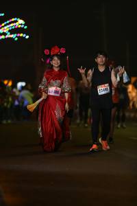 BIB: 186, 23495
                            <button type="button" onclick="openModal(17563918)" class="btn btn-primary btn-sm float-right btn-popup" data-toggle="modal" data-target=".modal-high-quality">
                        <i class="fas fa-shopping-cart"></i> Add to Cart
                    </button>
                                            <button type="button" onclick="isThisMe(17563918, true)" class="btn btn-success btn-sm float-right btn-popup btn-isme hidden" data-toggle="tooltip" data-placement="bottom" title="นี่คือรูปของคุณใช่ไหม คลิกที่นี่เพื่อเอาเข้าอัลบั้ม">
                        <i class="fas fa-plus"></i> Add to album
                    </button>
                    <button type="button" onclick="isThisMe(17563918, false)" class="btn btn-warning btn-sm float-right btn-popup btn-isnotme hidden">
                        <i class="fas fa-ban"></i> Remove from album
                    </button>