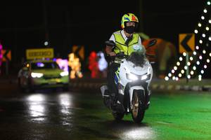 BIB: 
                            <button type="button" onclick="openModal(17500011)" class="btn btn-primary btn-sm float-right btn-popup" data-toggle="modal" data-target=".modal-high-quality">
                        <i class="fas fa-shopping-cart"></i> Add to Cart
                    </button>
                                            <button type="button" onclick="isThisMe(17500011, true)" class="btn btn-success btn-sm float-right btn-popup btn-isme hidden" data-toggle="tooltip" data-placement="bottom" title="นี่คือรูปของคุณใช่ไหม คลิกที่นี่เพื่อเอาเข้าอัลบั้ม">
                        <i class="fas fa-plus"></i> Add to album
                    </button>
                    <button type="button" onclick="isThisMe(17500011, false)" class="btn btn-warning btn-sm float-right btn-popup btn-isnotme hidden">
                        <i class="fas fa-ban"></i> Remove from album
                    </button>