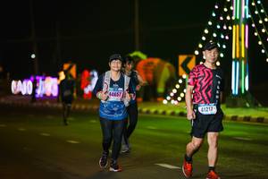 BIB: 44657, 41217
                            <button type="button" onclick="openModal(18188054)" class="btn btn-primary btn-sm float-right btn-popup" data-toggle="modal" data-target=".modal-high-quality">
                        <i class="fas fa-shopping-cart"></i> Add to Cart
                    </button>
                                            <button type="button" onclick="isThisMe(18188054, true)" class="btn btn-success btn-sm float-right btn-popup btn-isme hidden" data-toggle="tooltip" data-placement="bottom" title="นี่คือรูปของคุณใช่ไหม คลิกที่นี่เพื่อเอาเข้าอัลบั้ม">
                        <i class="fas fa-plus"></i> Add to album
                    </button>
                    <button type="button" onclick="isThisMe(18188054, false)" class="btn btn-warning btn-sm float-right btn-popup btn-isnotme hidden">
                        <i class="fas fa-ban"></i> Remove from album
                    </button>