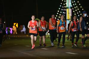 BIB: 094, 015, 21930, 575
                            <button type="button" onclick="openModal(17555014)" class="btn btn-primary btn-sm float-right btn-popup" data-toggle="modal" data-target=".modal-high-quality">
                        <i class="fas fa-shopping-cart"></i> Add to Cart
                    </button>
                                            <button type="button" onclick="isThisMe(17555014, true)" class="btn btn-success btn-sm float-right btn-popup btn-isme hidden" data-toggle="tooltip" data-placement="bottom" title="นี่คือรูปของคุณใช่ไหม คลิกที่นี่เพื่อเอาเข้าอัลบั้ม">
                        <i class="fas fa-plus"></i> Add to album
                    </button>
                    <button type="button" onclick="isThisMe(17555014, false)" class="btn btn-warning btn-sm float-right btn-popup btn-isnotme hidden">
                        <i class="fas fa-ban"></i> Remove from album
                    </button>