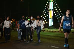 BIB: 42983
                            <button type="button" onclick="openModal(17568601)" class="btn btn-primary btn-sm float-right btn-popup" data-toggle="modal" data-target=".modal-high-quality">
                        <i class="fas fa-shopping-cart"></i> Add to Cart
                    </button>
                                            <button type="button" onclick="isThisMe(17568601, true)" class="btn btn-success btn-sm float-right btn-popup btn-isme hidden" data-toggle="tooltip" data-placement="bottom" title="นี่คือรูปของคุณใช่ไหม คลิกที่นี่เพื่อเอาเข้าอัลบั้ม">
                        <i class="fas fa-plus"></i> Add to album
                    </button>
                    <button type="button" onclick="isThisMe(17568601, false)" class="btn btn-warning btn-sm float-right btn-popup btn-isnotme hidden">
                        <i class="fas fa-ban"></i> Remove from album
                    </button>